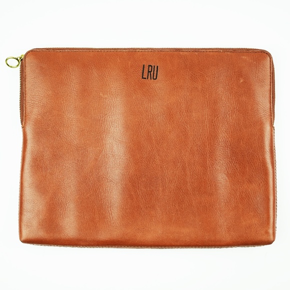 Madewell Accessories - New MADEWELL The Leather Laptop Case MONOGRAMMED LRU English Saddle